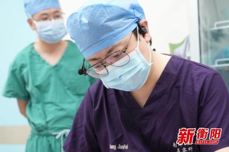 张建飞腋臭诊疗专家